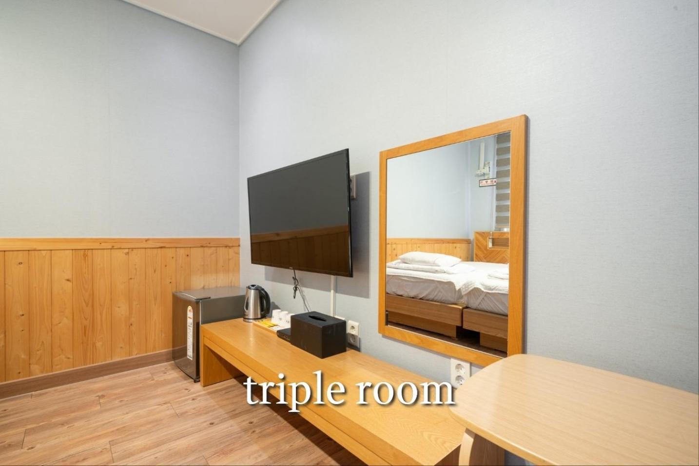 Sea Star Hostel Yeosu Extérieur photo