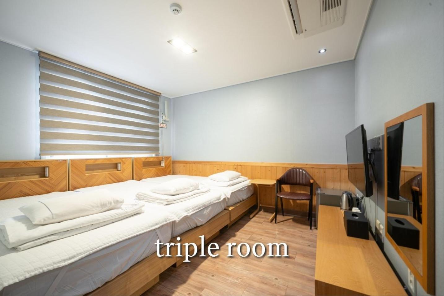 Sea Star Hostel Yeosu Extérieur photo