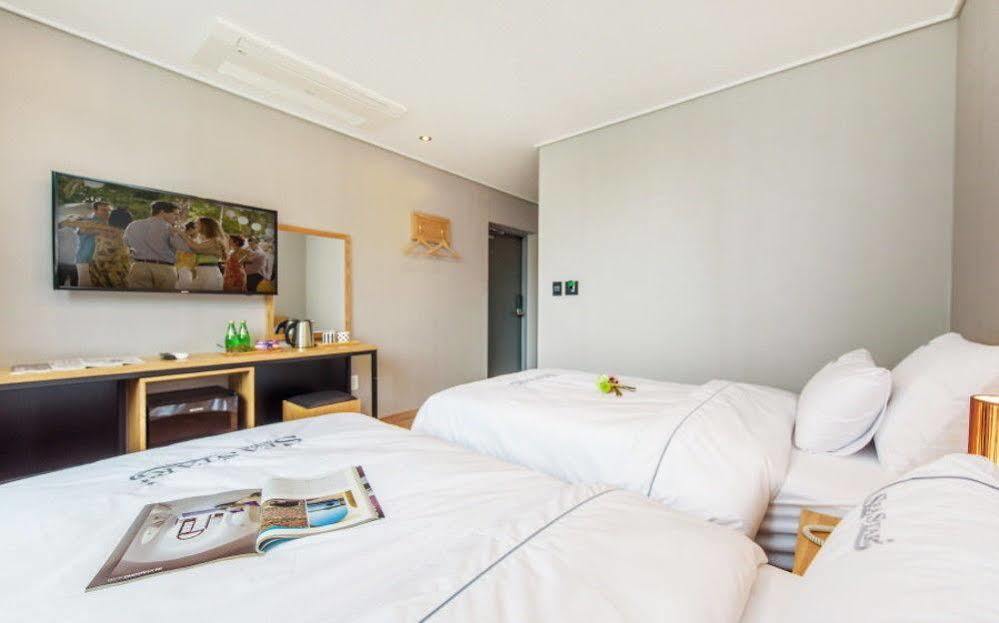 Sea Star Hostel Yeosu Extérieur photo
